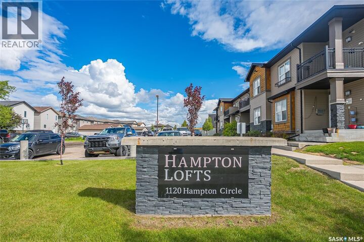 Property Photo:  107 1120 Hampton Circle  SK S7R 0L9 