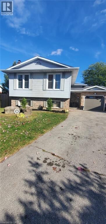Property Photo:  3929 Vineyard Crescent  ON L0R 2C0 