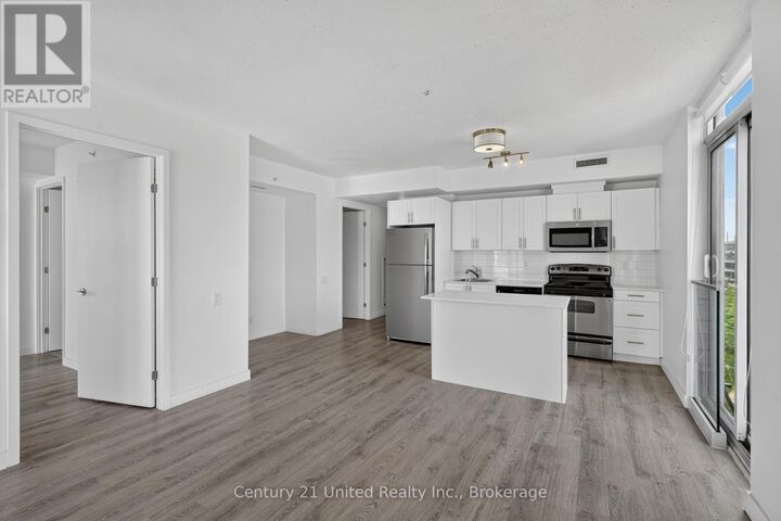 Property Photo: 100 Bond Street East 606 ON L1G 0B7