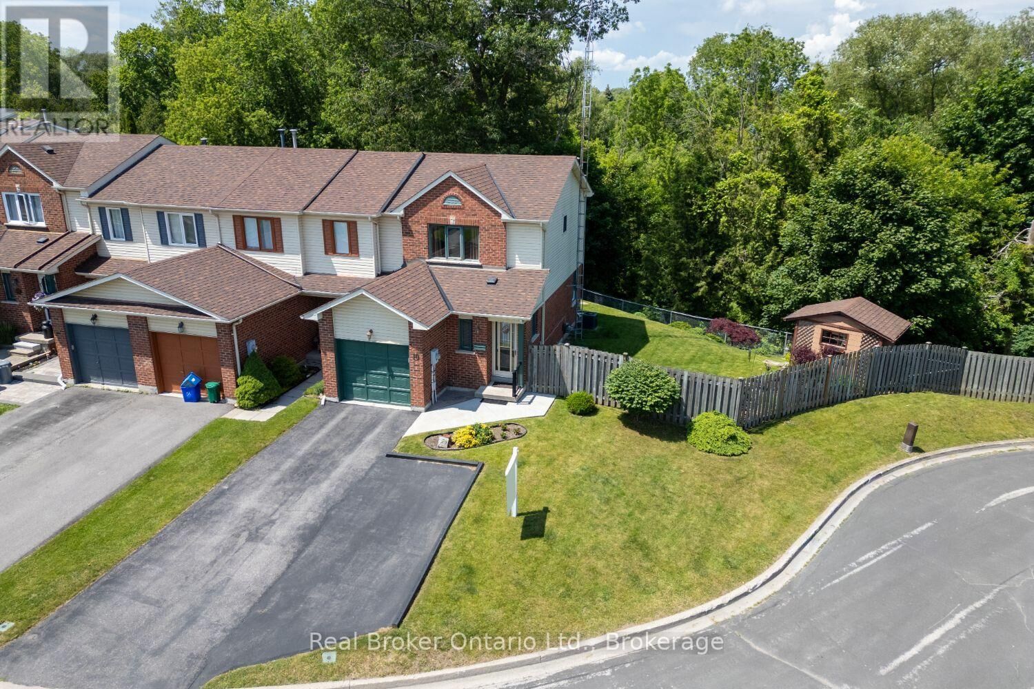 Property Photo: 10 Climie Court ON L1C 4P5