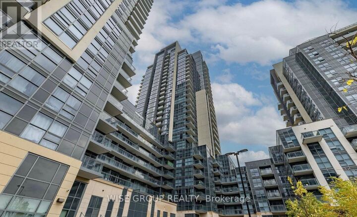 Property Photo: 30 Meadowglen Place North 1403 ON M1G 0A6