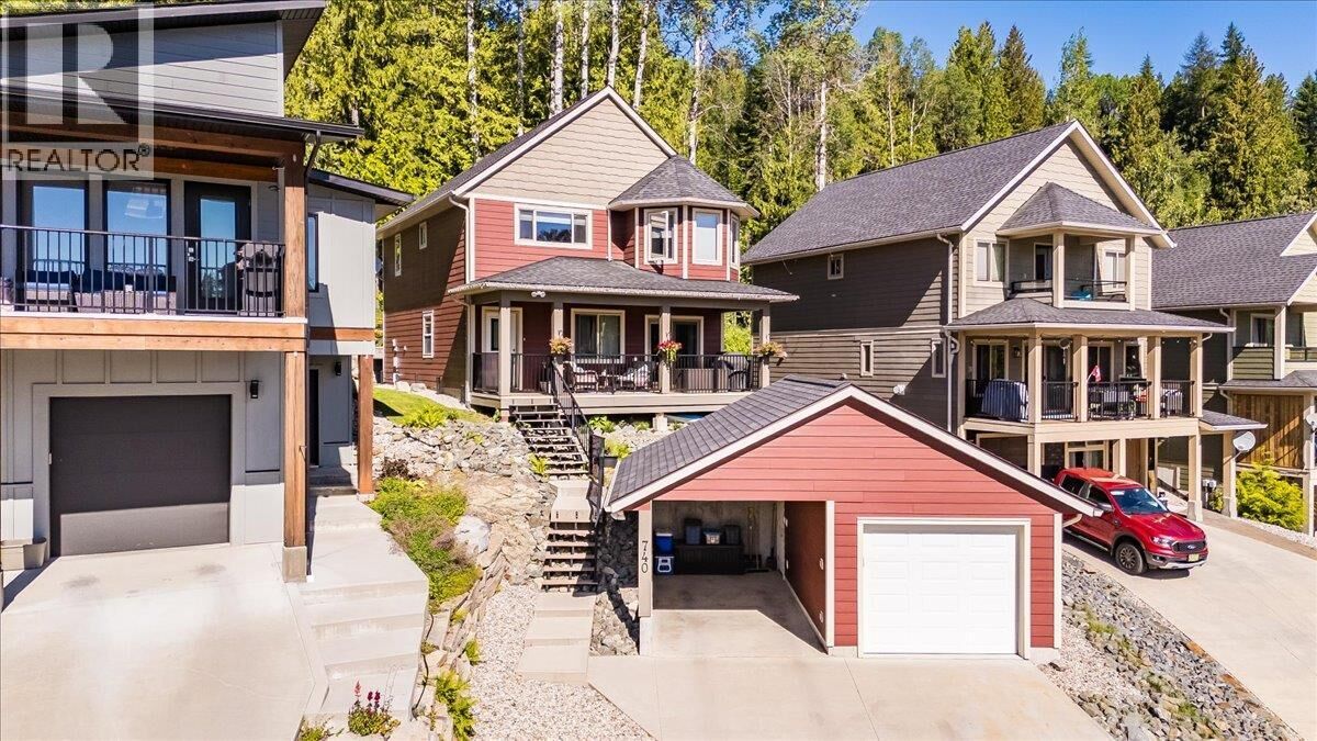 Property Photo:  740 Redstone Drive  BC V0G 1Y0 