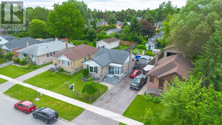Property Photo:  99 Pontiac Avenue  ON L1G 3M1 