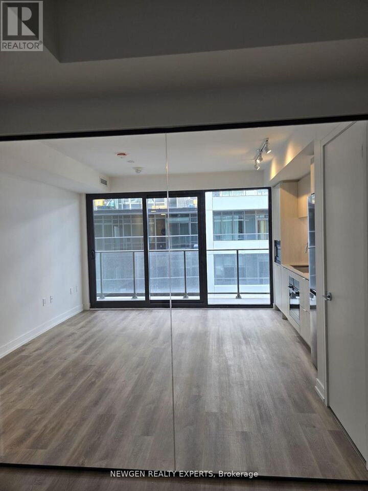 Property Photo: 1 Jarvis Street 1018 ON L8R 0A8
