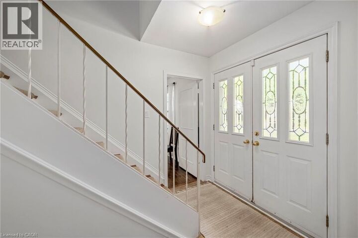 Property Photo:  50 Queen Mary Crescent  ON N6H 4B4 