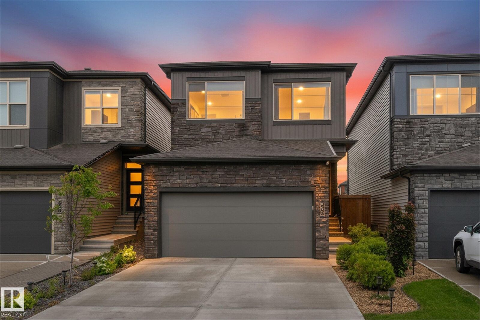 Property Photo:  60 Gladstone Bend  AB T7X 0Z6 