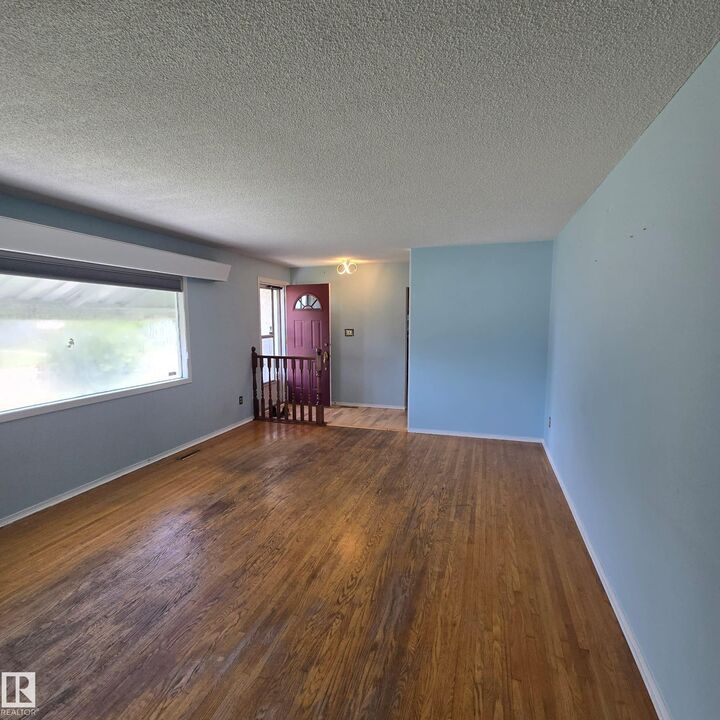 Property Photo:  13007 79 Street NW  AB T5C 1J4 
