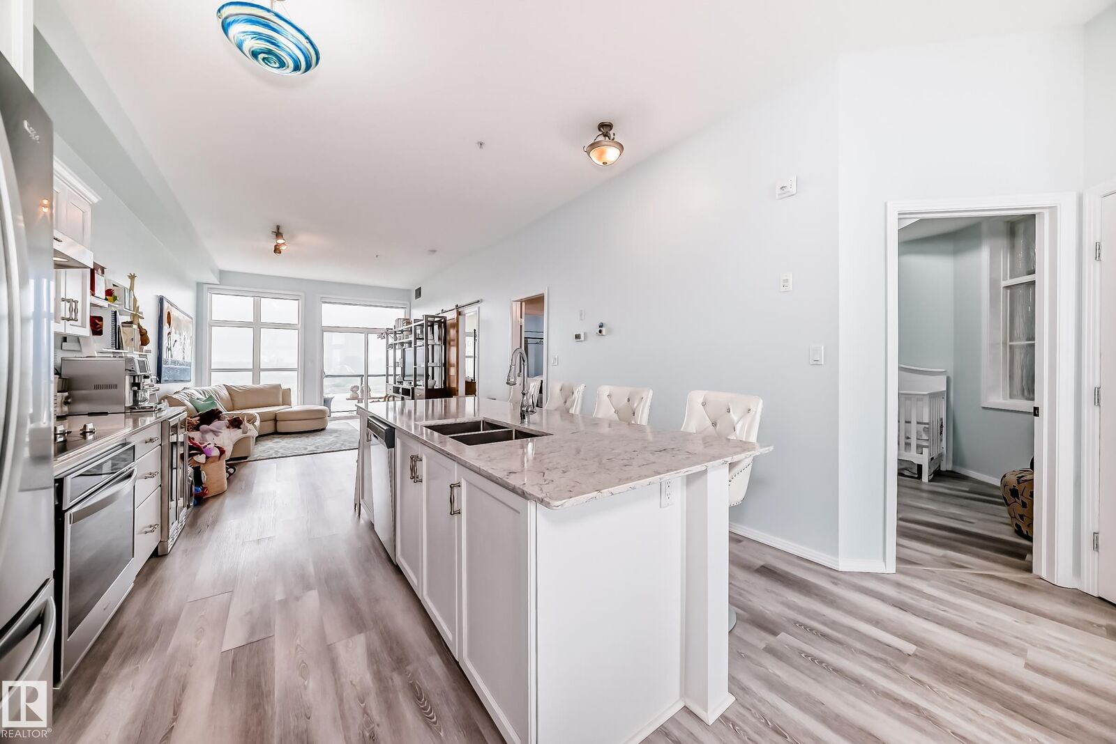 Property Photo:  9507 101 Avenue NW 414  AB T5H 4R6 
