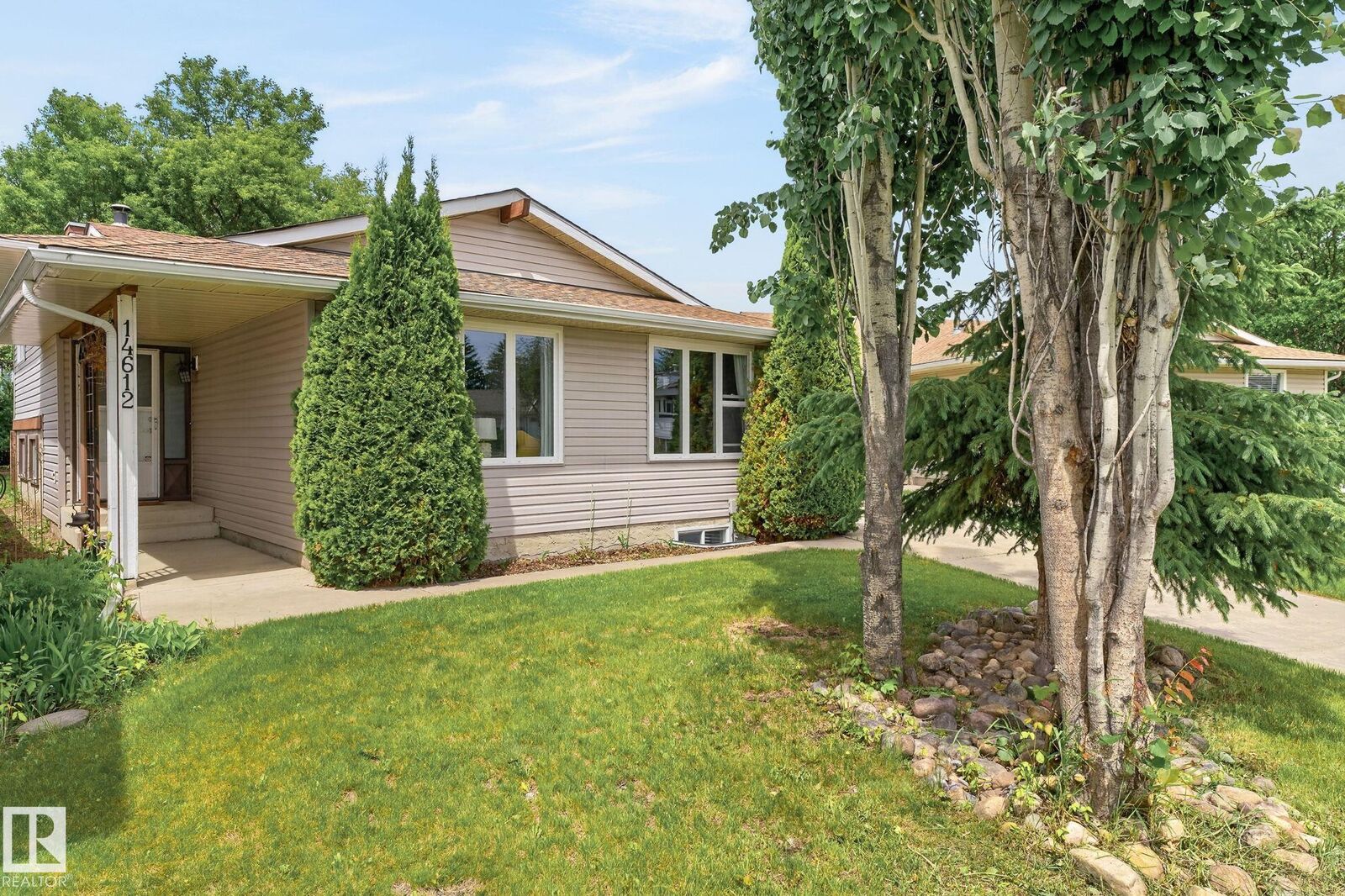 Property Photo:  14612 29 Street NW  AB T5Y 2A3 