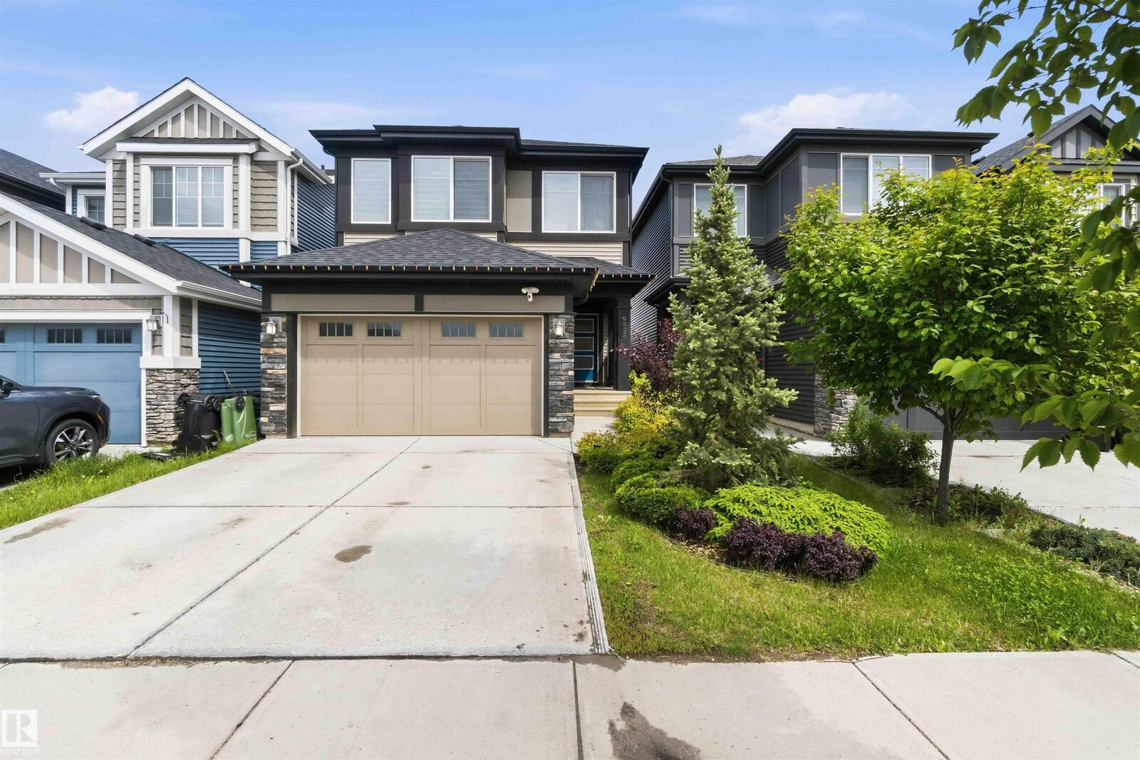 Property Photo:  9323 223 Street NW  AB T5T 7K1 
