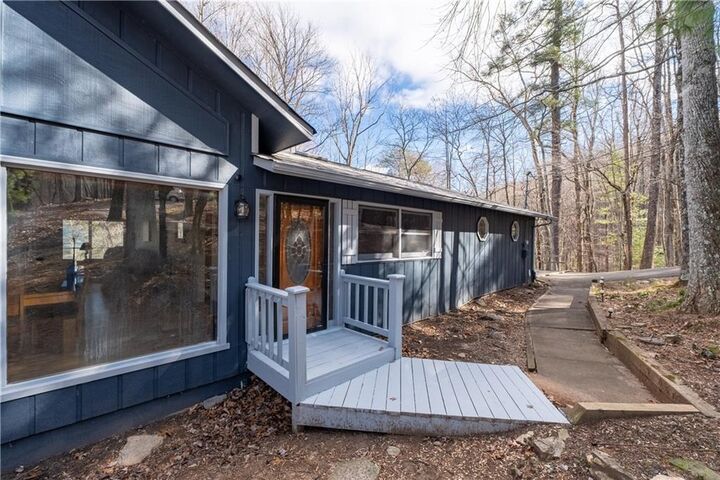 Property Photo:  226 Mountain View Court  GA 30536 