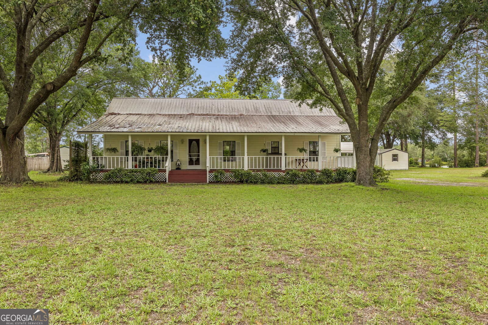 Property Photo:  46 Lakeview Drive  GA 31537 