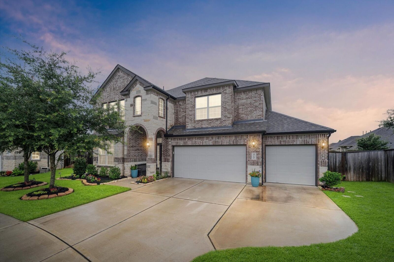 Property Photo: 410 Noble Cypress Lane TX 77469