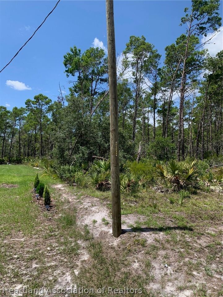 Property Photo:  7633 Yumuri Street  FL 33872 