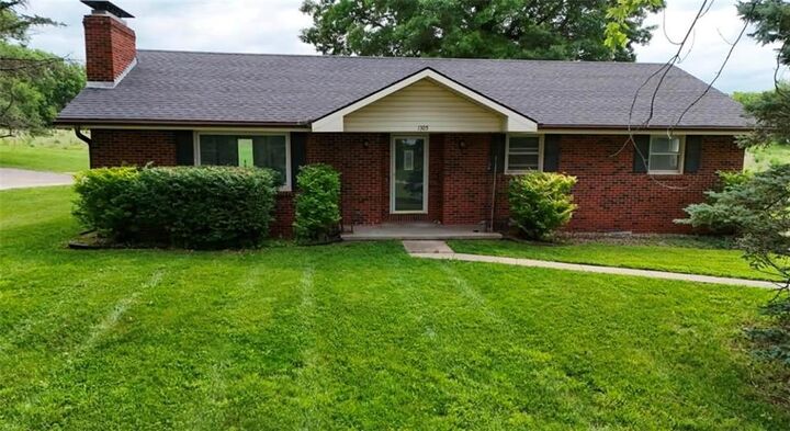 Property Photo: 1305 S US 71 Highway MO 64485
