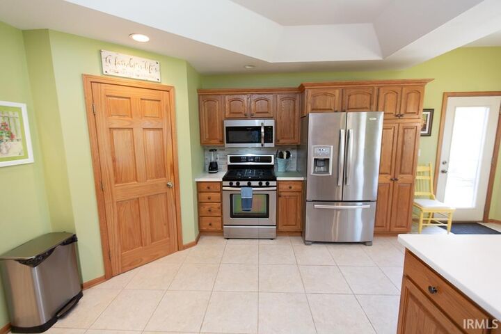 Property Photo: 616 N Easton Drive IN 46703