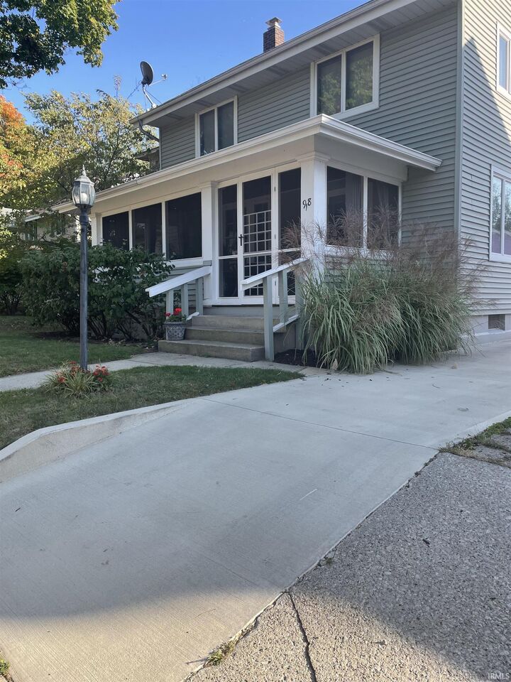 Property Photo: 918 Northwood Boulevard IN 46805