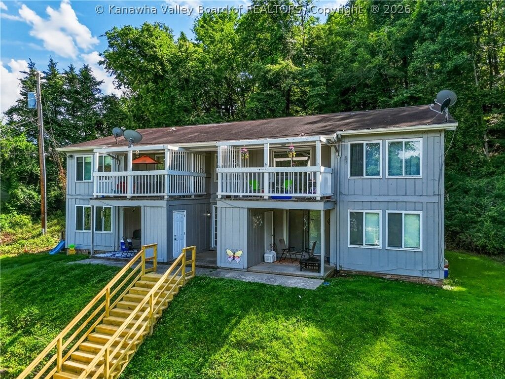 Property Photo: 4 Lawnview Road WV 25314