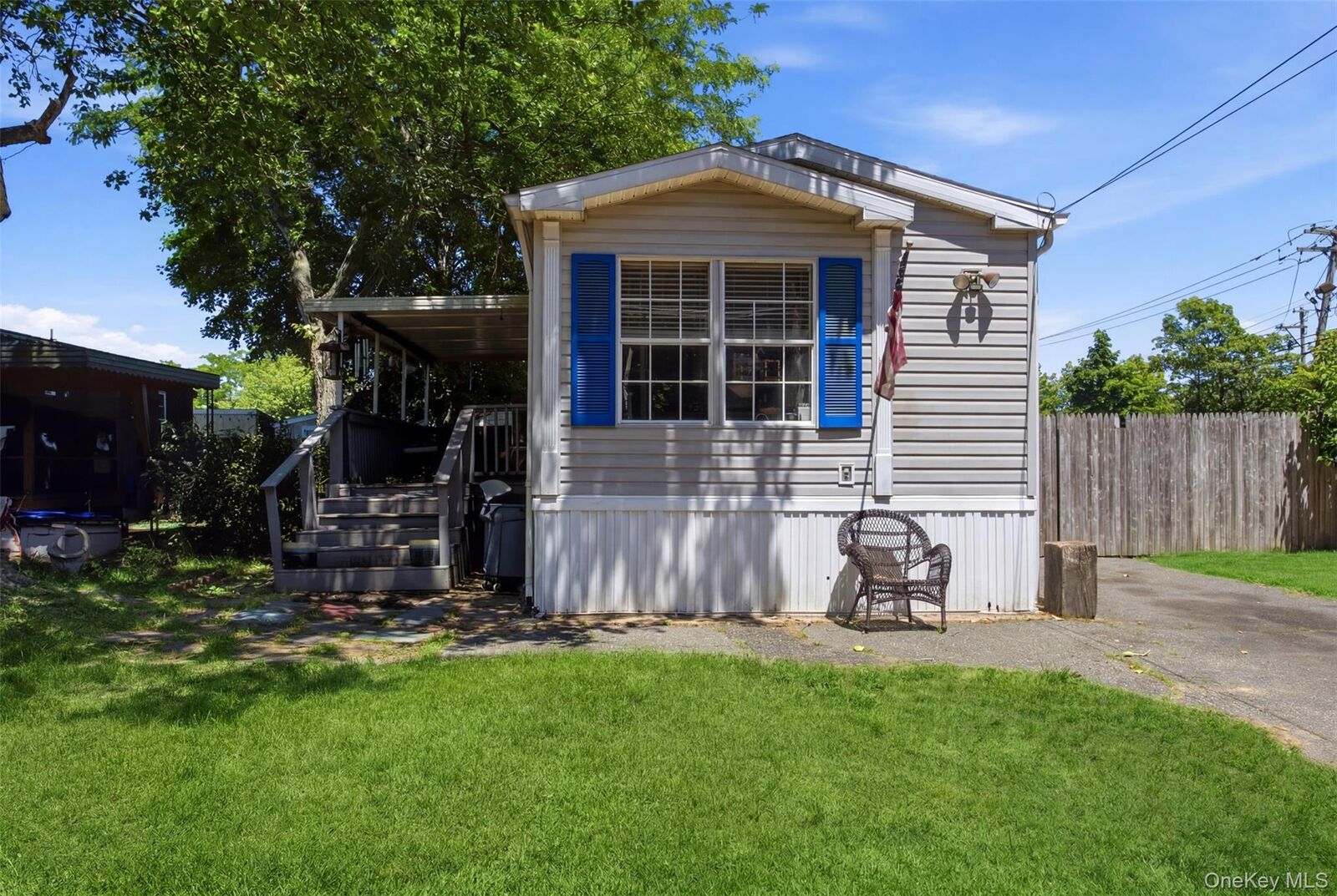 Property Photo: 1137 Unit 124 Lincoln Avenue NY 11741