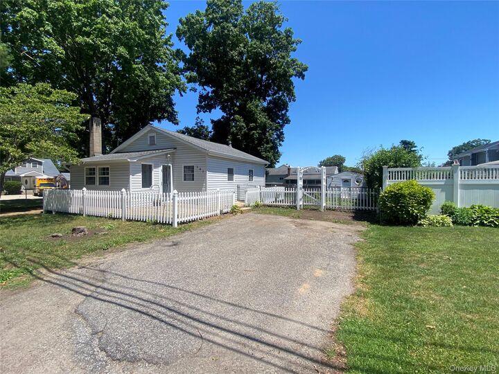 Property Photo:  101 Rose Drive  NY 11779 