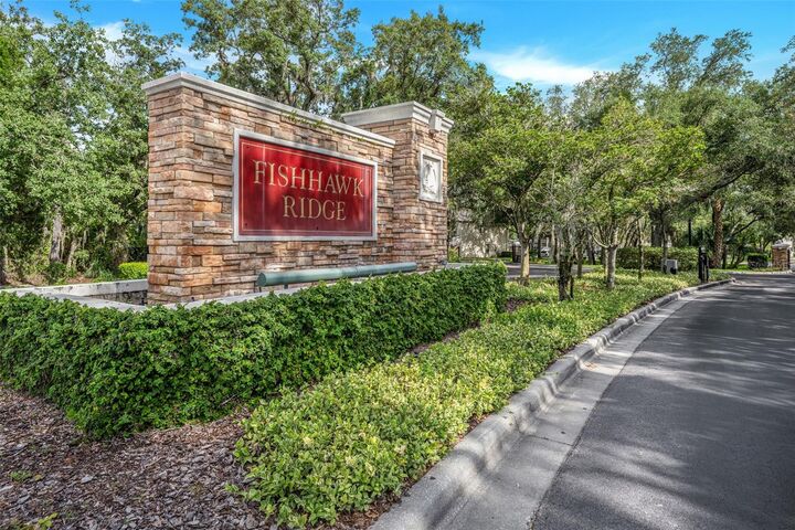 Property Photo:  5842 Fishhawk Ridge Drive  FL 33547 