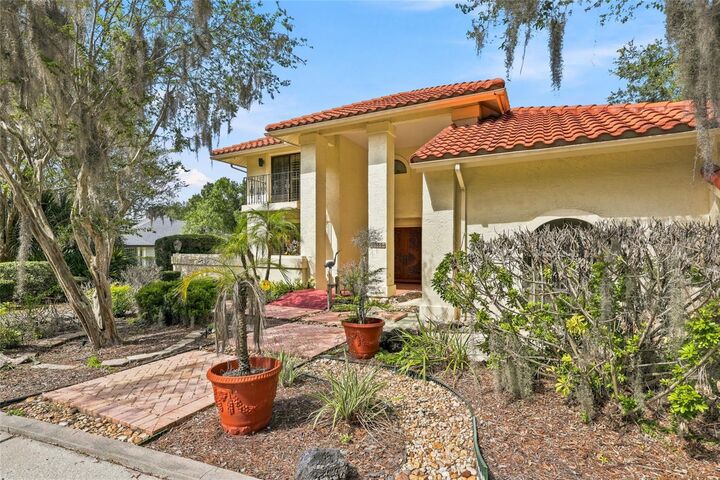 Property Photo:  5359 Saddlebrook Way  FL 33543 