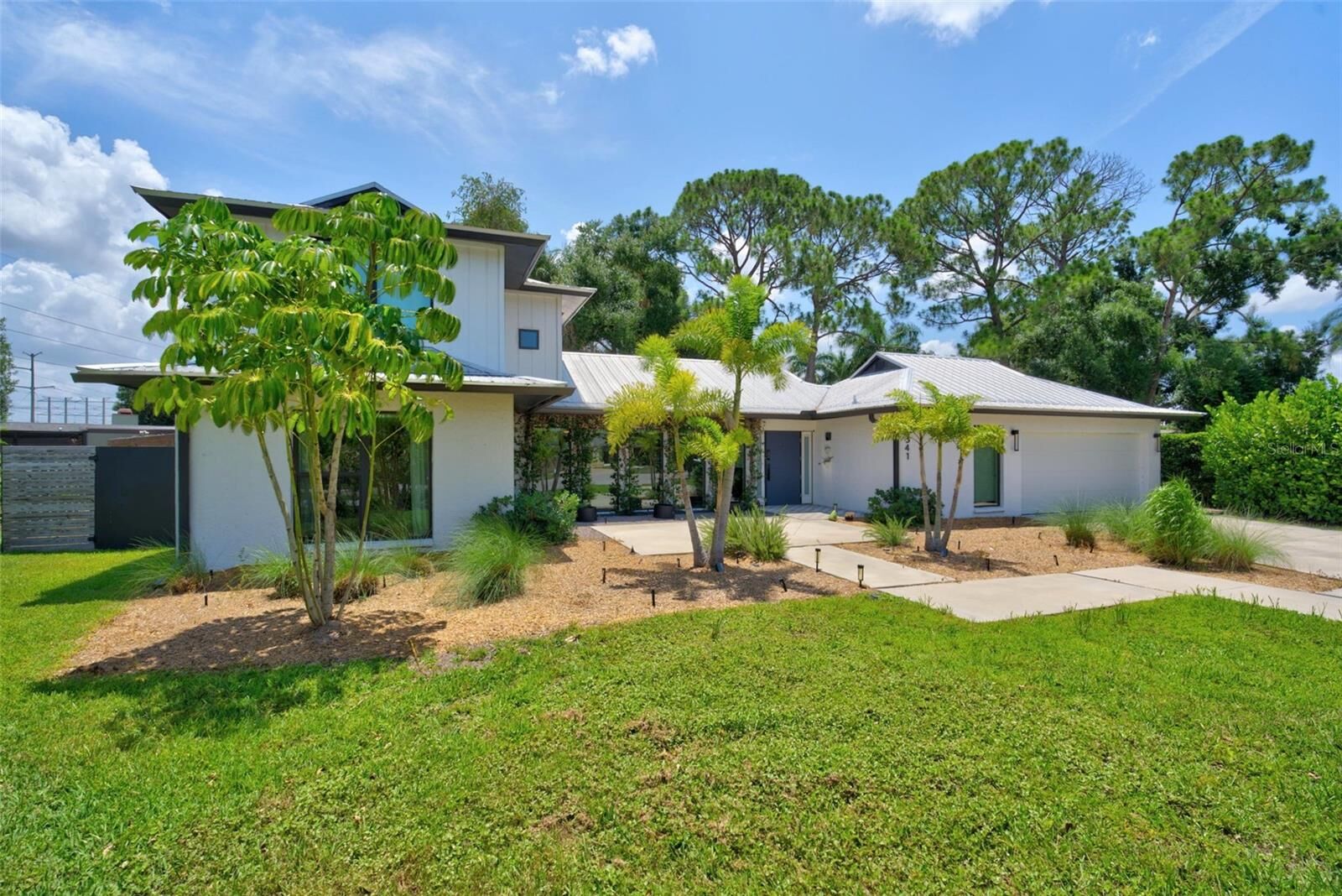 Property Photo:  2341 Arborfield Lane  FL 34235 
