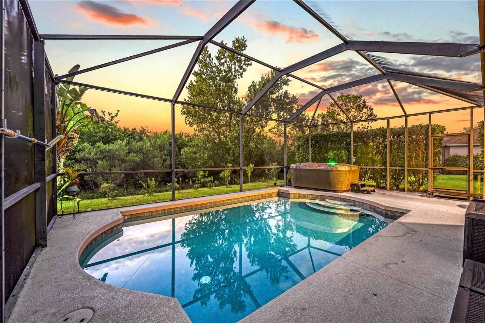 Property Photo:  14319 Gnatcatcher Terrace  FL 34202 