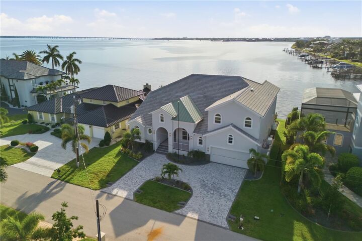 Property Photo: 2139 Palm Tree Drive FL 33950