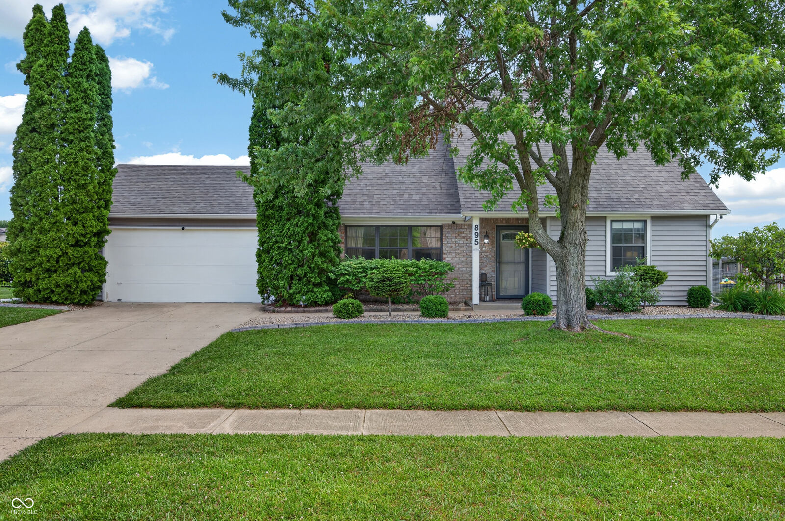 Property Photo:  895 Cypress W  IN 46143 