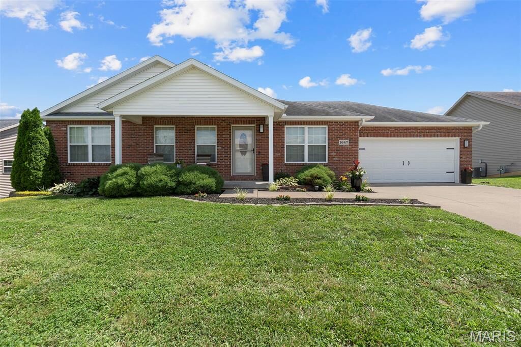 Property Photo: 1647 Voyager Court MO 63755