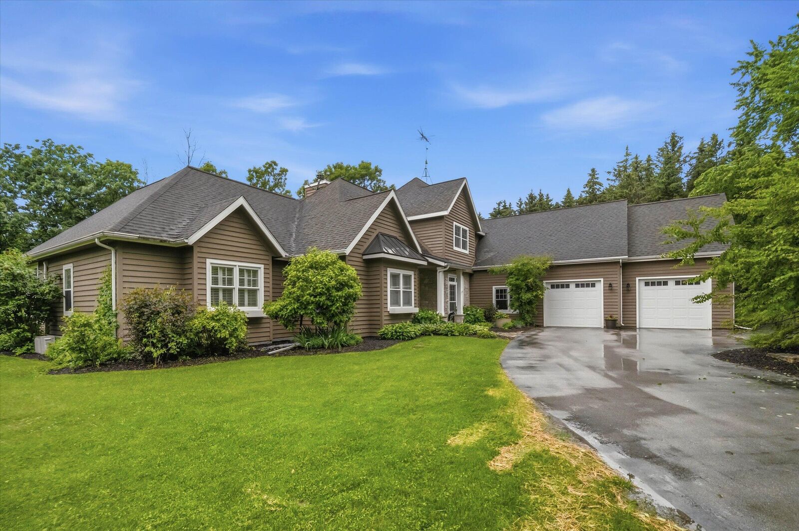 Property Photo:  W2324 North Star Ln  WI 53083 