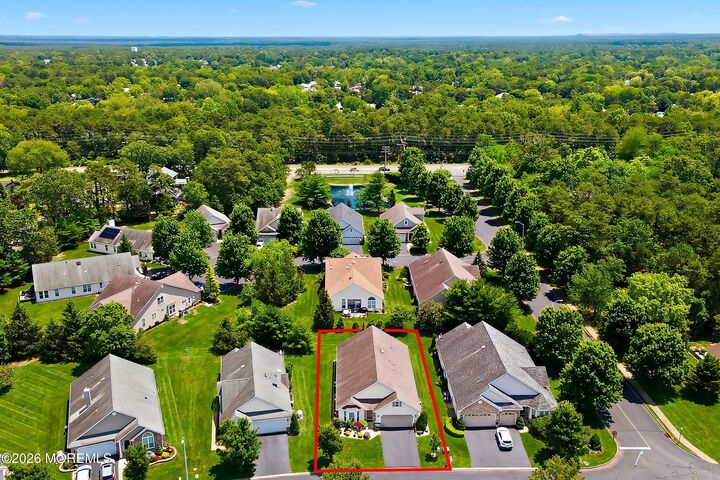 Property Photo:  714 Hollybrook Lane  NJ 08759 