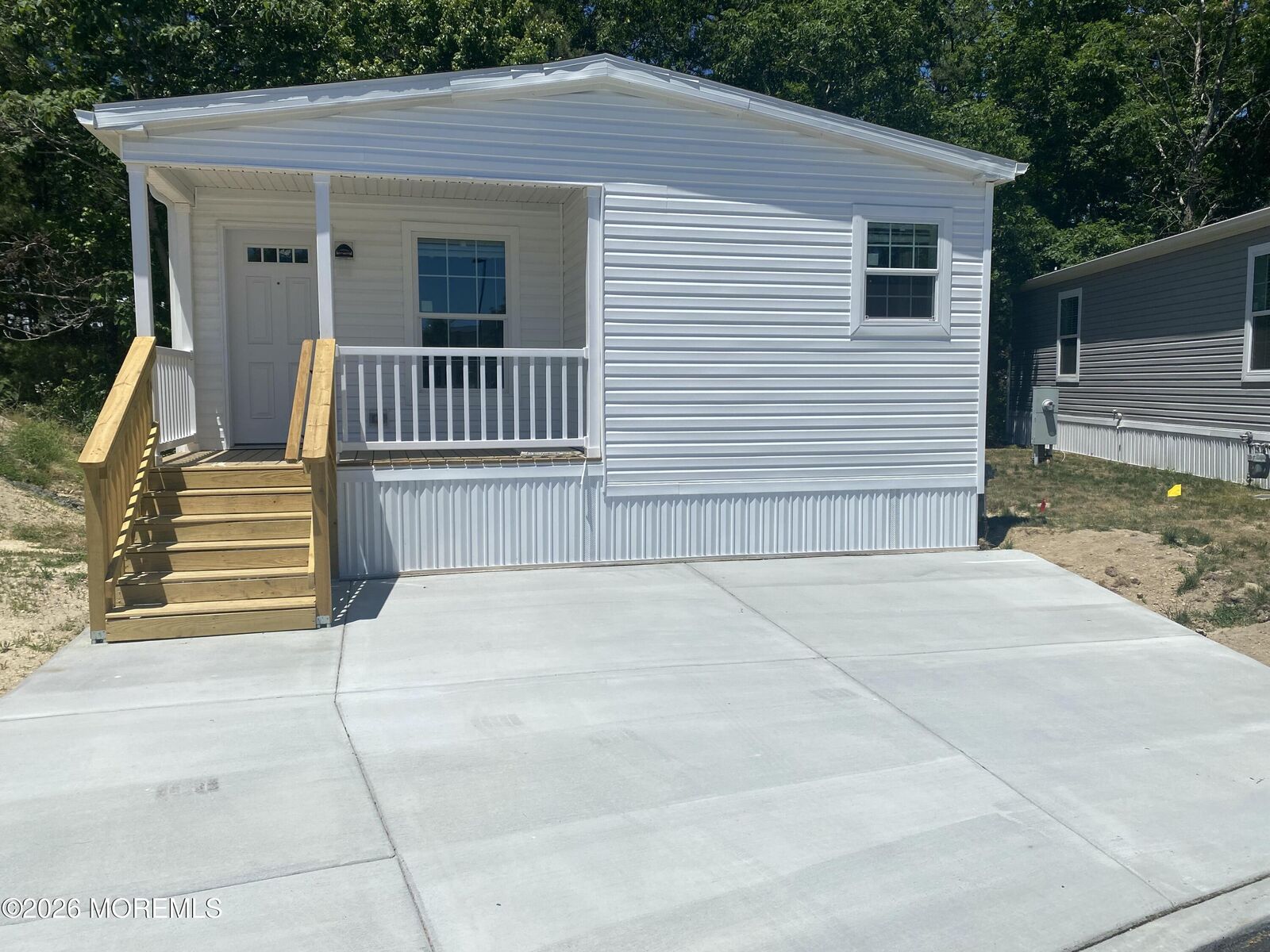 Property Photo:  17 Maple Tree Court  NJ 08050 