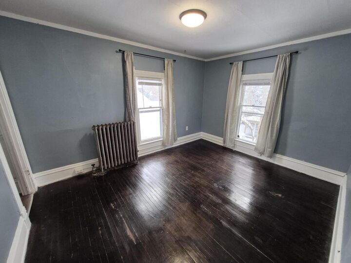 Property Photo:  300 Eureka Avenue SE  MI 49506 