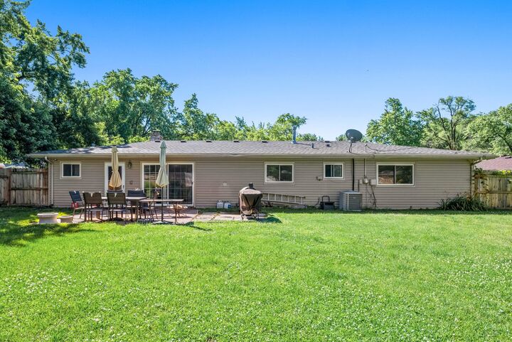 Property Photo:  11 Scarsdale Road  IL 60538 