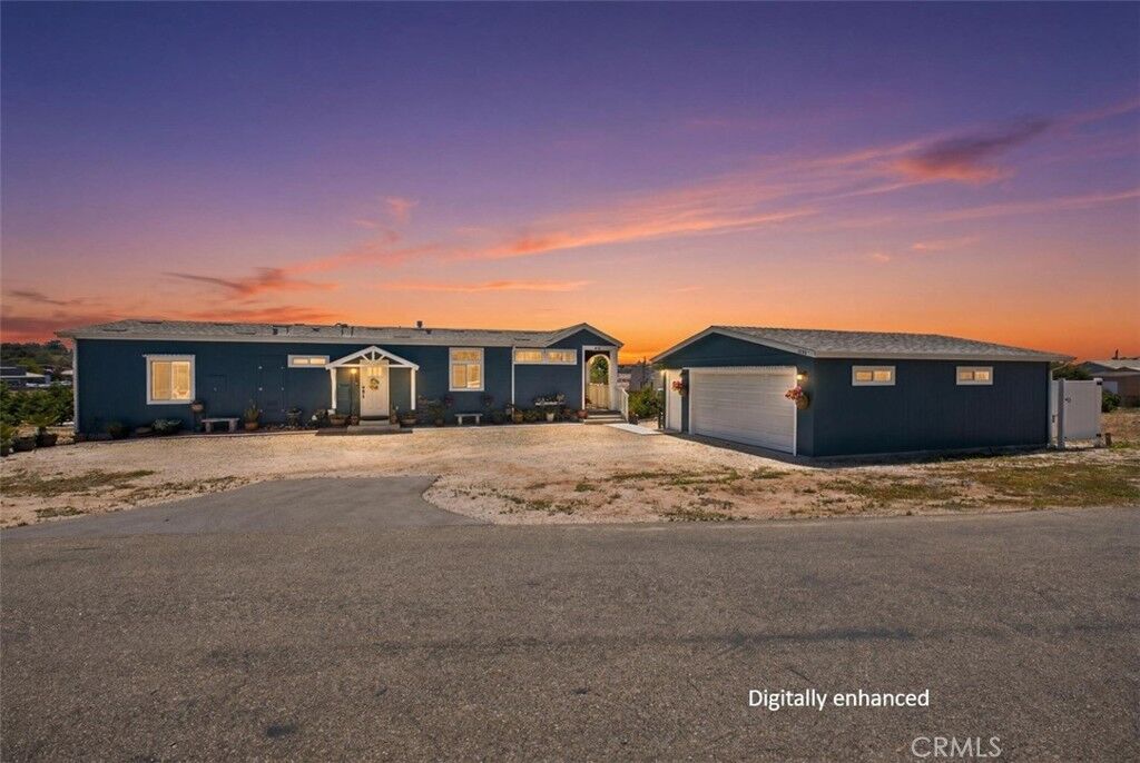 Property Photo:  542 Tilhisa  CA 93420 