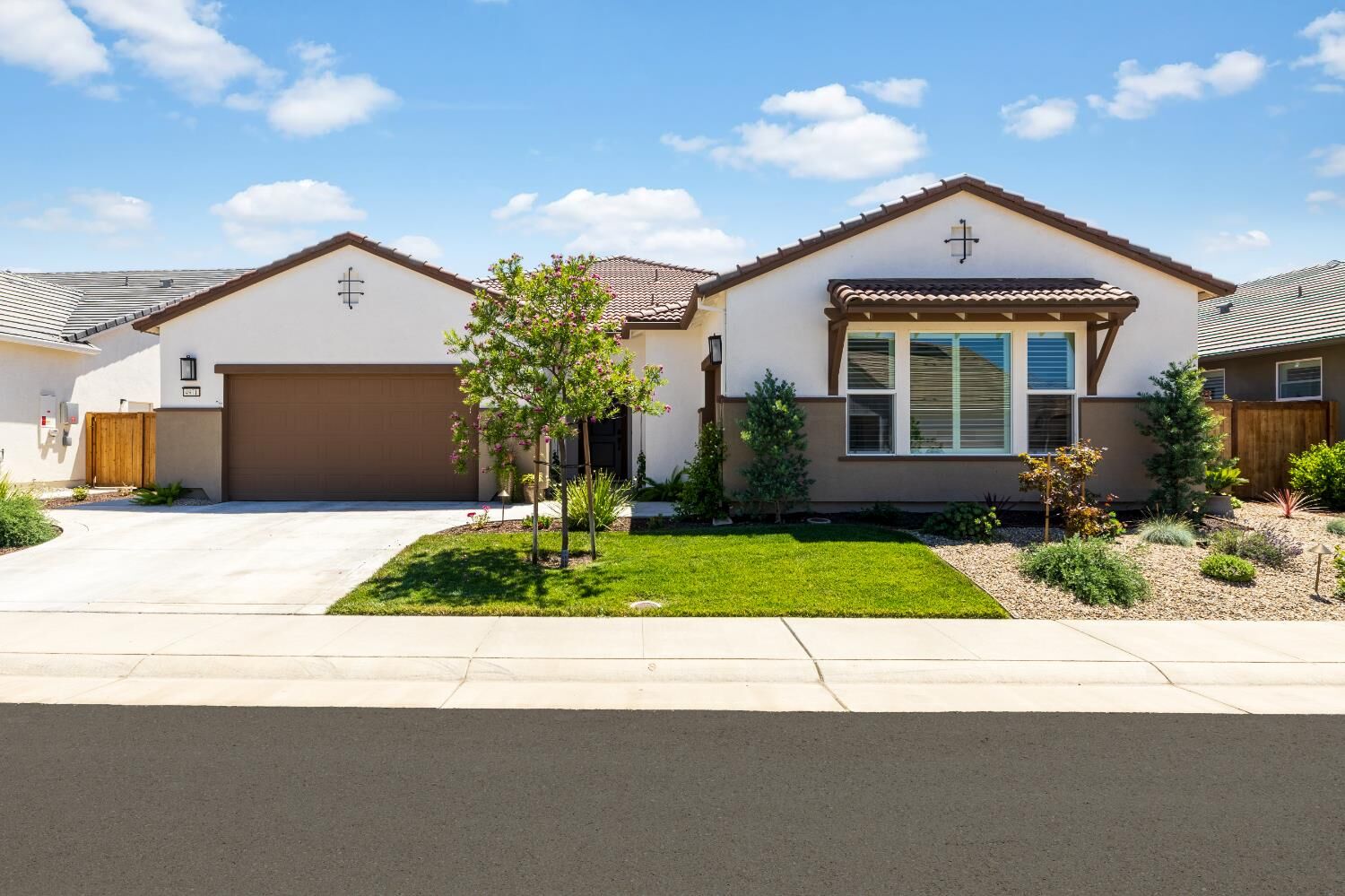 Property Photo: 4971 Royal Lily Avenue CA 95747