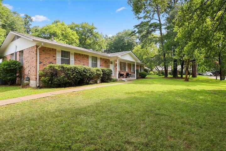 Property Photo: 21 Red Oak Lane TX 75904