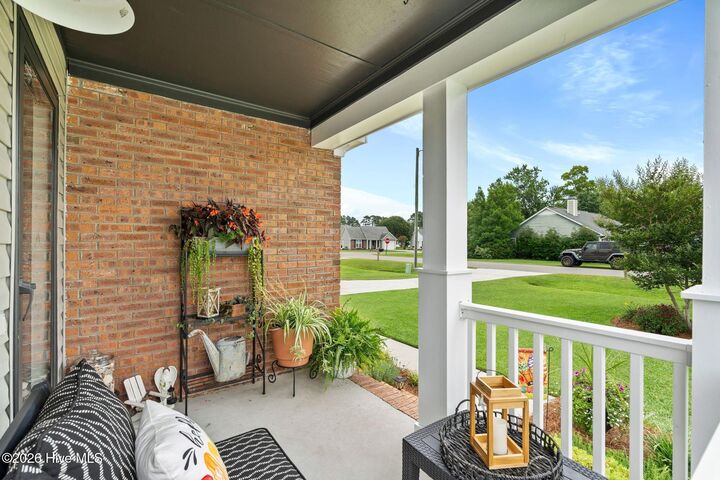 Property Photo:  2932 New Town Drive  NC 28405 