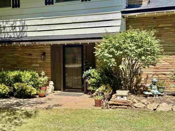 Property Photo:  309 Wildwood Lane  OK 74631 
