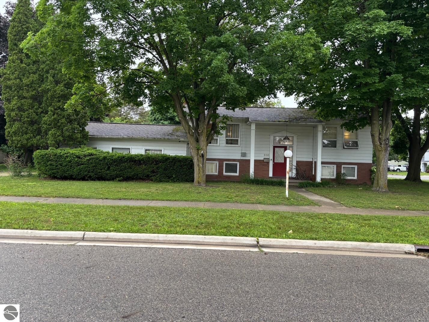 Property Photo:  250 Purdy Drive  MI 48801 