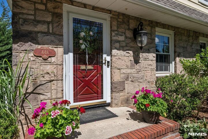Property Photo:  448 Fairfield Avenue  NJ 07450 