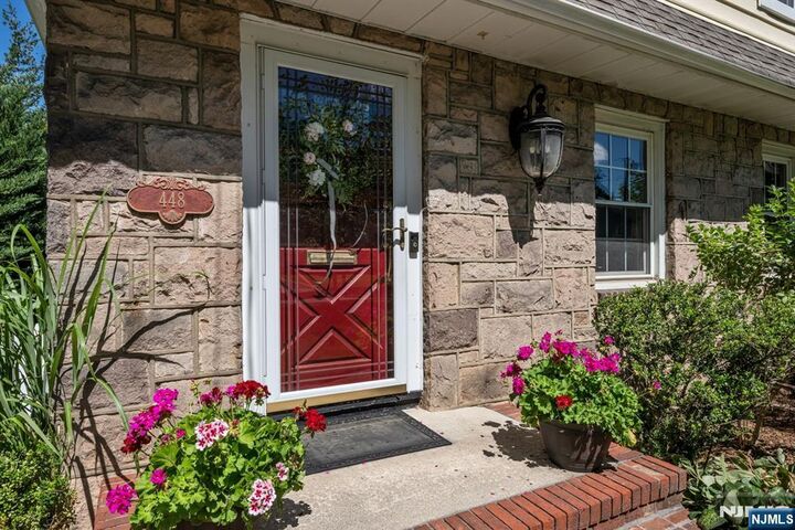 Property Photo:  448 Fairfield Avenue  NJ 07450 