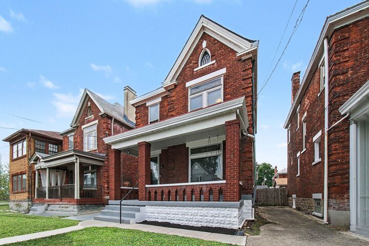 Property Photo:  122 W 34th Street  KY 41015 