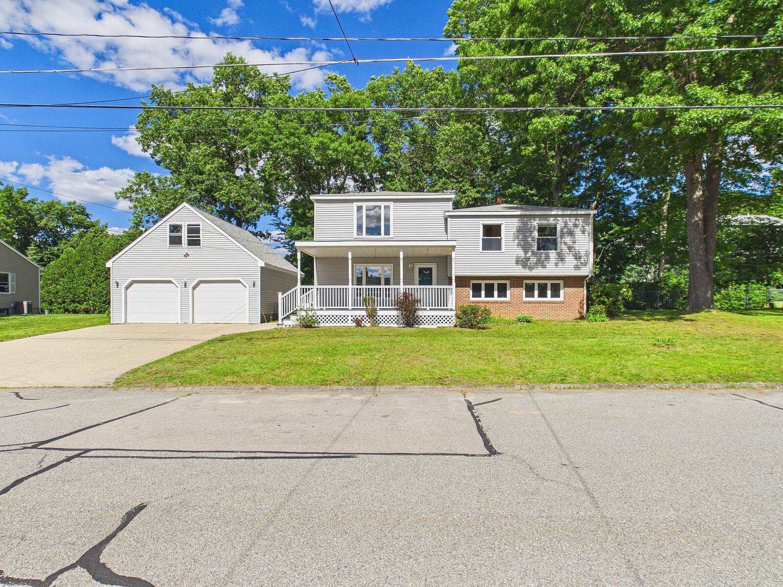 Property Photo:  29 Burnside Street  NH 03064 