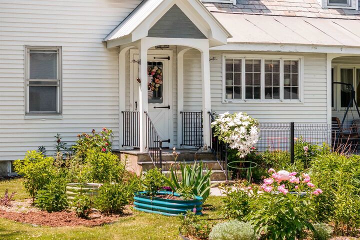 Property Photo:  147 Park Street  VT 05156 
