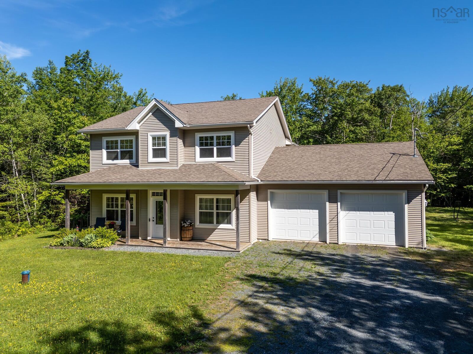 Property Photo: 11 Kuryluk Court NS B4G 1C5
