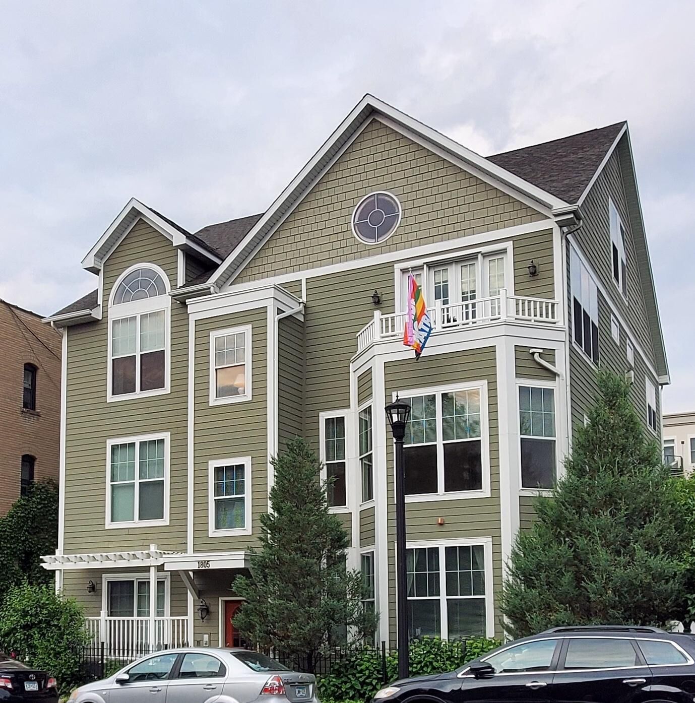 Property Photo: 1805 3rd Avenue S 202 MN 55404