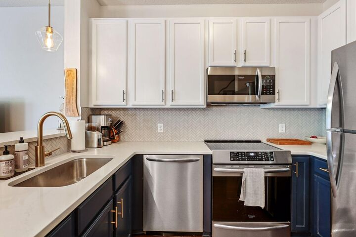 Property Photo:  615 N 1st Street 115  MN 55401 